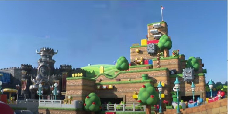 Take a Guided Tour of Super Nintendo World!