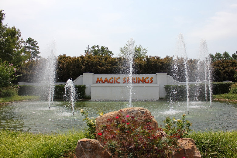 Magic Springs & Crystal Falls