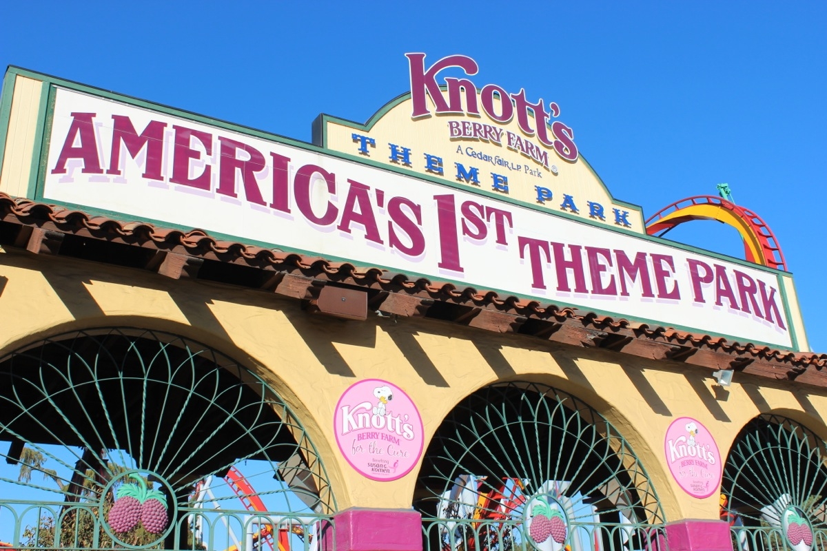 Filmography Additional Ways To Save at Knotts. Both Costco and Ralphs offer seasonal discounts on Knott’s tickets, check your local store for details. Auto Club members can get 10% admission with an AAA card, plus discounts at some park restaurants.