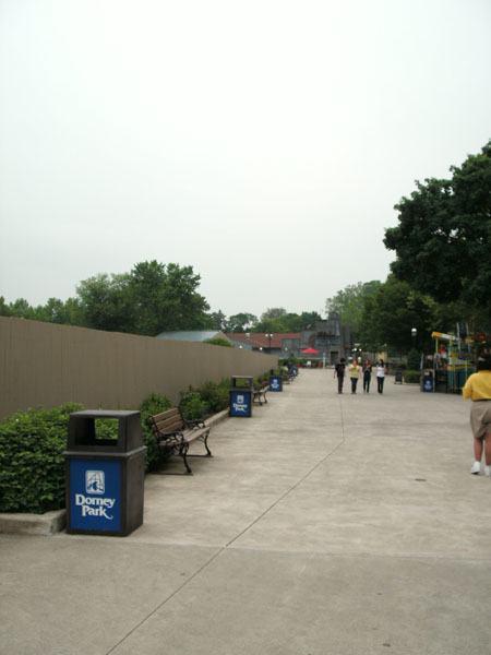 008c_cedar_fair_cans_161.jpg