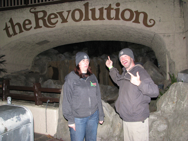 17 Oooooo We should get a ride on Revolution.JPG