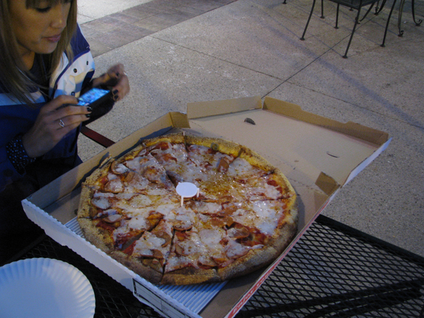 22 Vegan pizza.JPG