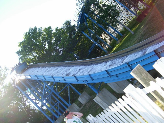 Six Flags St. Louis - Tidal Wave