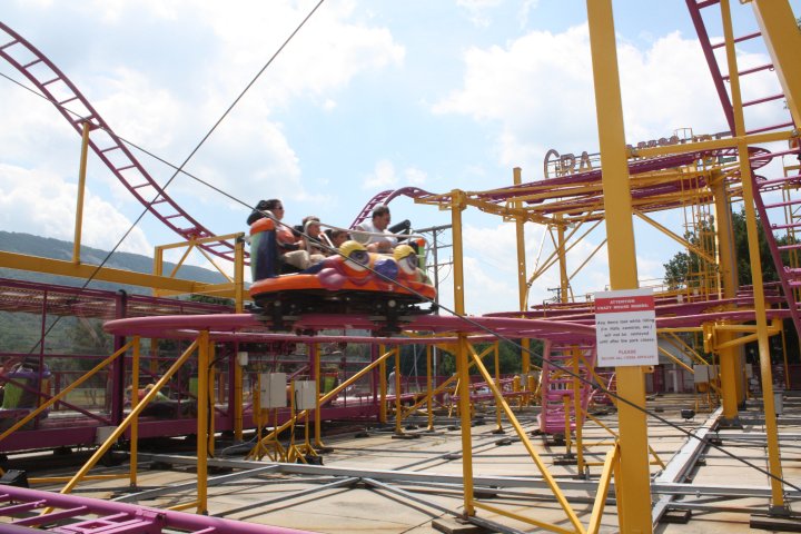38032_805394326229_7816145_45811296_7461838_n.jpg