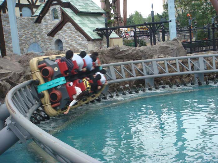 aquatrax04.jpg