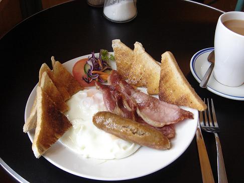 Breakfastweb.JPG
