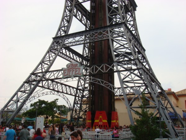 Hopi Hari - La Tour Eiffel