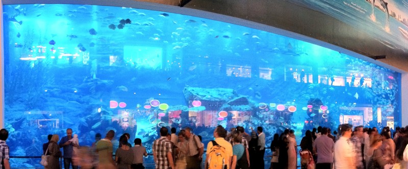 Dubai+mall+outside
