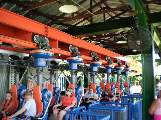 Frontier City 6.20.10 026.JPG