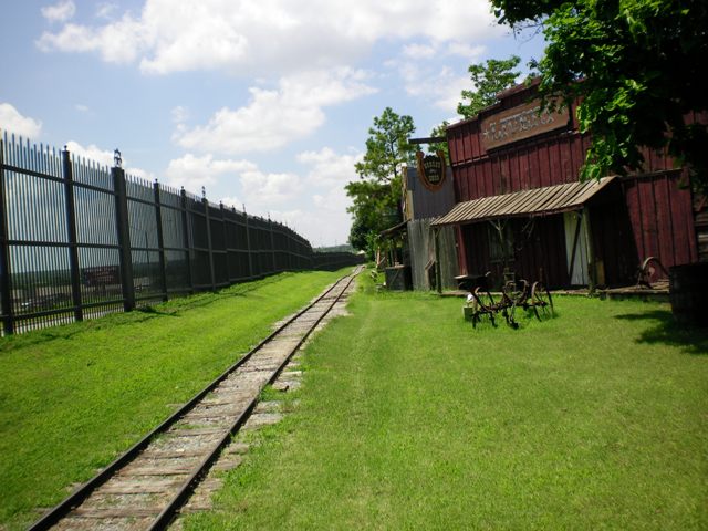 Frontier City 6.20.10 020.JPG