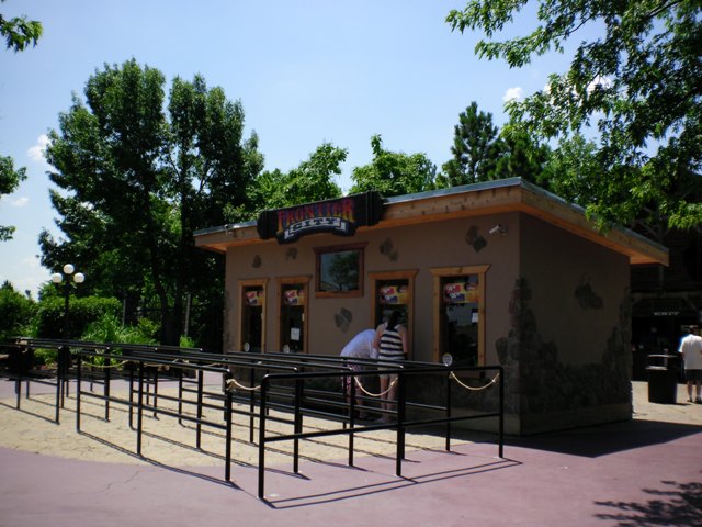 Frontier City 6.20.10 005.JPG