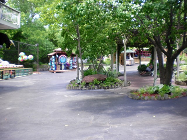 Frontier City 6.20.10 085.JPG