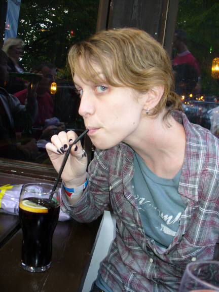 GL 04.jpg