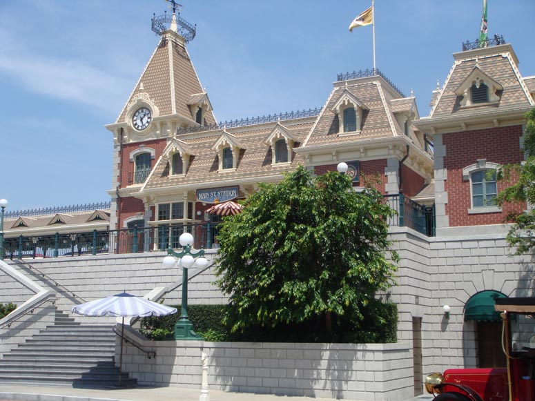 hkdl_116_392.jpg