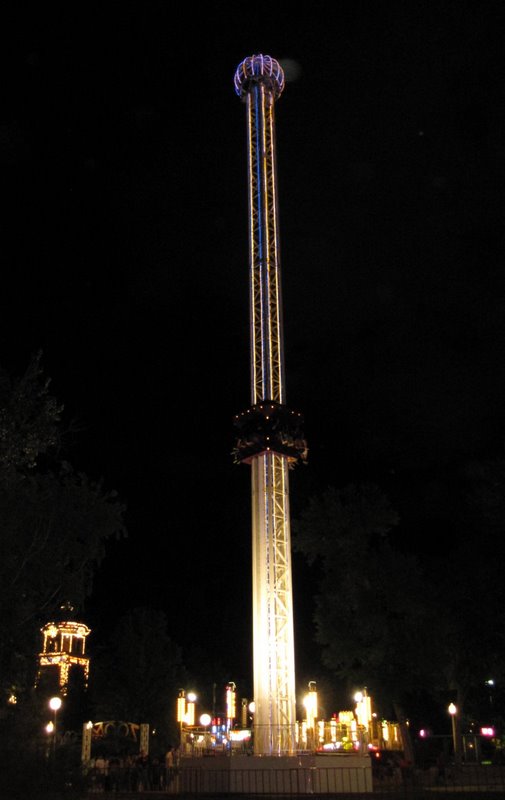 Photo Tr Denver Elitch Gardens And Lakeside Theme Park Review So This Drop Tower Was The Scariest And Best I Have Ever Been On It Way Better Than Intamin Of Doom At Elitch Gardens Even Though