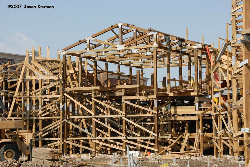 kemah-construction-051207-8-tpr_184.jpg