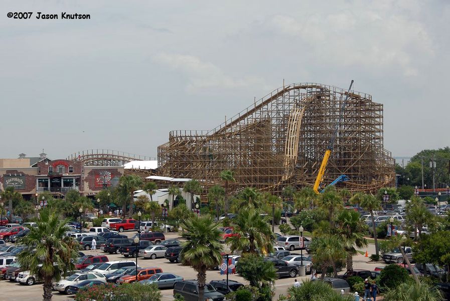 kemah-construction-070707-2-tpr_356.jpg