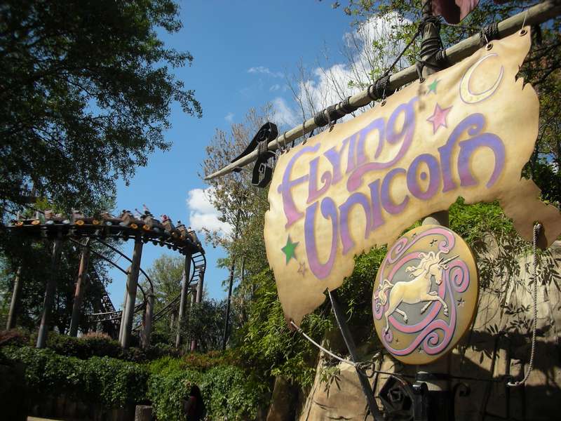 Theme Park Sign at Universals Islands of Adventure 60 Editorial Photo -  Image of hippogriff, circus: 176470096