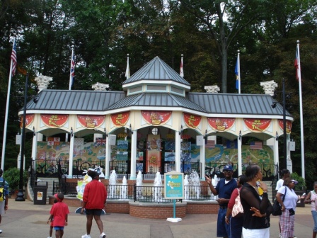 Promenade Stage