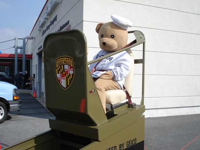 Saul in the Convincer.JPG