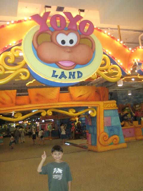 Seacon Square & Yoyo Land Bangkok 019.jpg