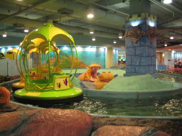 Seacon Square & Yoyo Land Bangkok 023.jpg