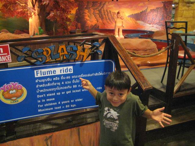 Seacon Square & Yoyo Land Bangkok 042.jpg