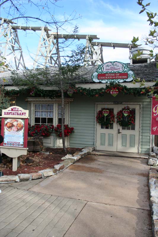 Silver Dollar City 12.1.11 014.JPG