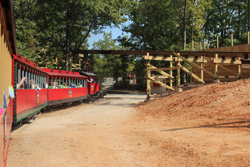 silver_dollar_city_9_68.jpg