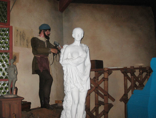 SSE-statue-before.jpg