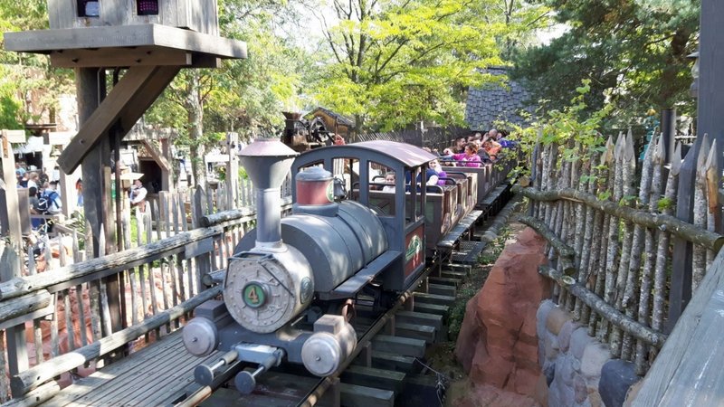18_bigthunder.jpg (770.63 KiB) Viewed 4679 times 18_bigthunder.jpg