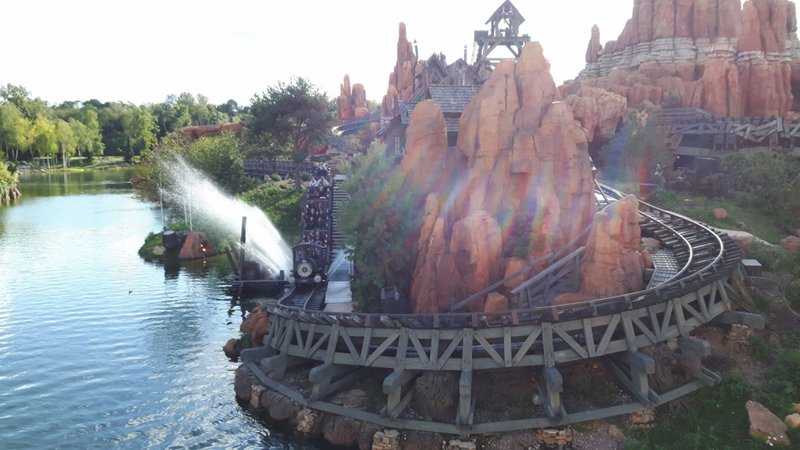 24_bigthunder.jpg (558.95 KiB) Viewed 4679 times 24_bigthunder.jpg