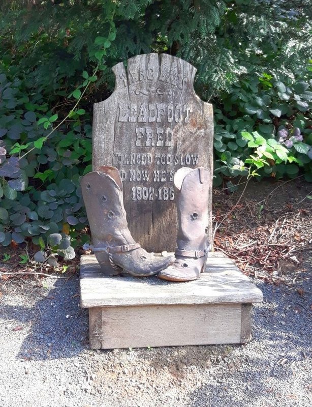 28_phantommanor.jpg (611.42 KiB) Viewed 4679 times 28_phantommanor.jpg
