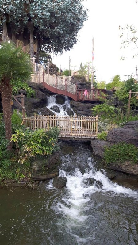 33_scenery.jpg (372.22 KiB) Viewed 4679 times 33_scenery.jpg