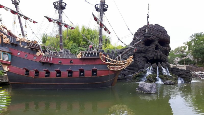 34_pirates.jpg (549.14 KiB) Viewed 4679 times 34_pirates.jpg