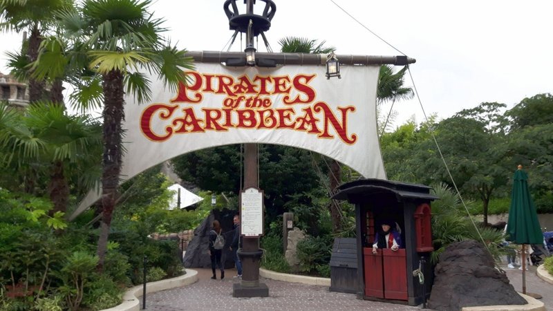 36_pirates.jpg (606.15 KiB) Viewed 4679 times 36_pirates.jpg