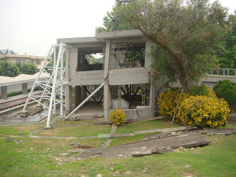 48.jpg (559.25 KiB) Viewed 2460 times 48.jpg