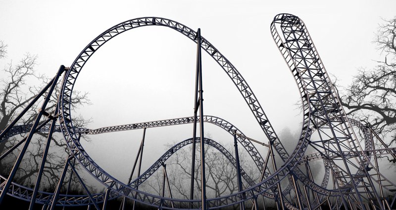 thumb_adventure_world_abyss_roller_coaster_with_backdrop.jpg