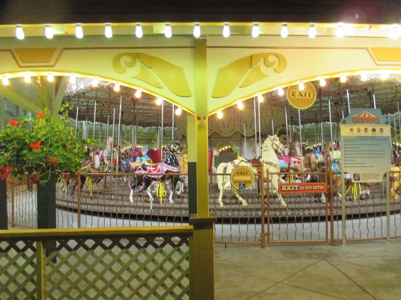 Antique Carousel.JPG (838.43 KiB) Viewed 235 times Antique Carousel.JPG