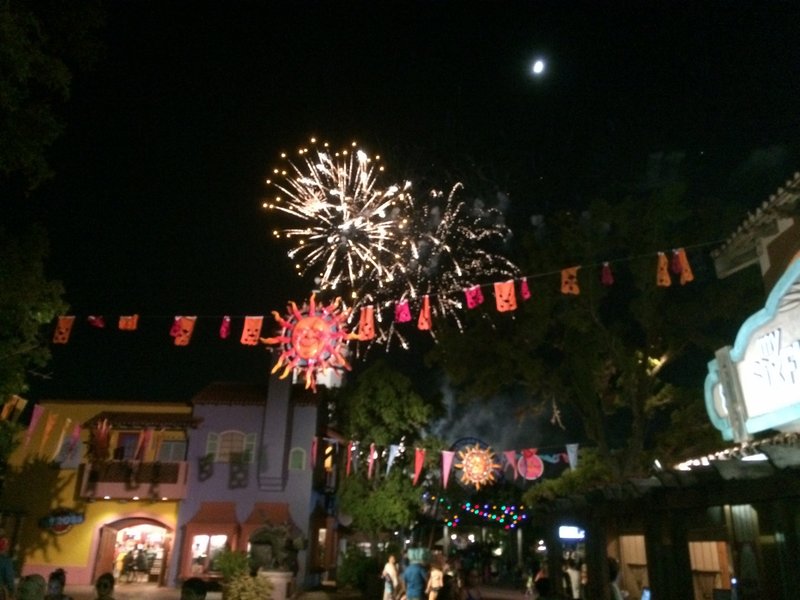 Fireworks.JPG (651.25 KiB) Viewed 4088 times Fireworks.JPG