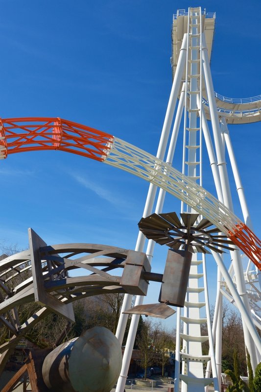 thumb_gardaland_oblivion__the_balck_hole_tematizzazione_4.jpg