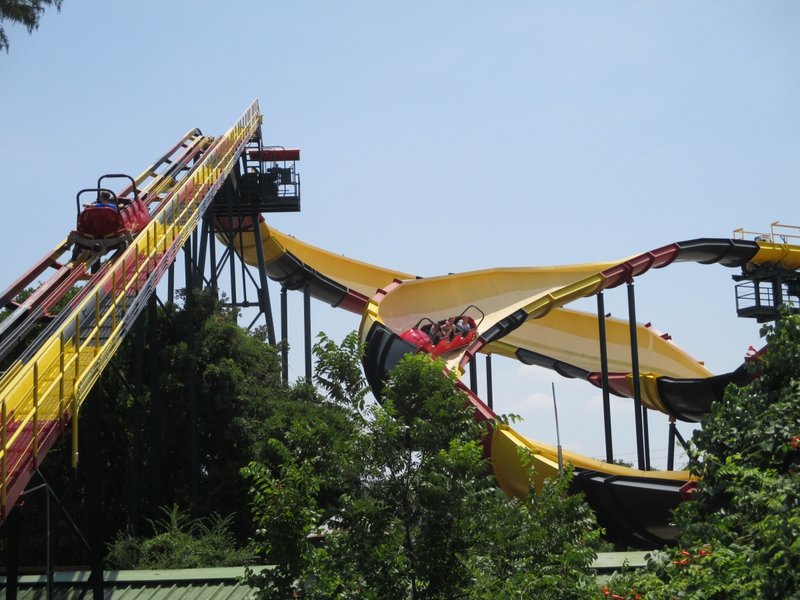 La Vibora Curving Drop.JPG (803.1 KiB) Viewed 876 times La Vibora Curving Drop.JPG