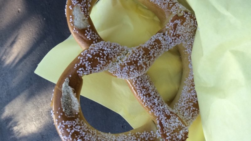 Salty Pretzel.JPG (343.4 KiB) Viewed 876 times Salty Pretzel.JPG