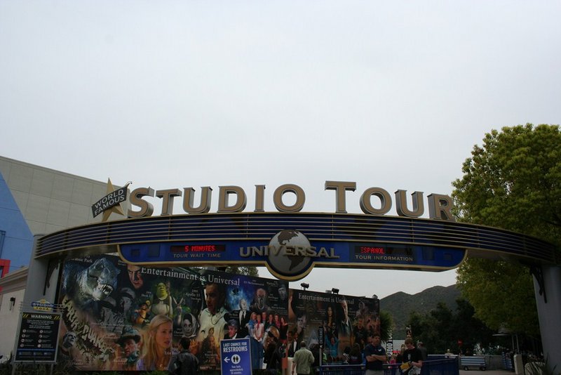 Universal Studios Hollywood 3.17.11 003.JPG (138.72 KiB) Viewed 1396 times Universal Studios Hollywood 3.17.11 003.JPG