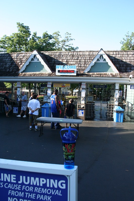 WoF Coaster Mayhem 2011 013.JPG