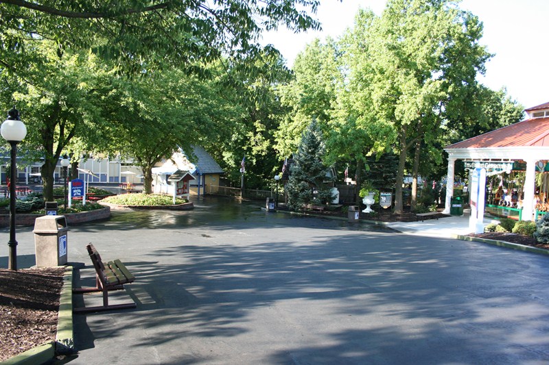 WoF Coaster Mayhem 2011 016.JPG