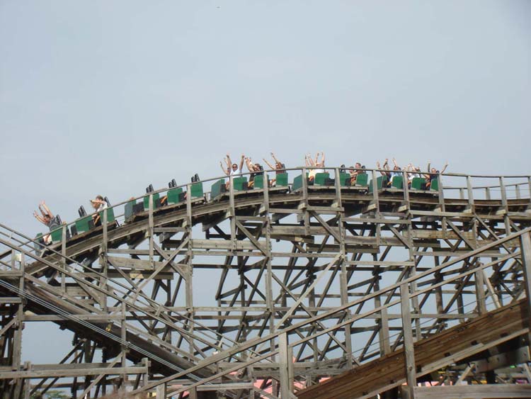 six flags great america pictures. six flags great america raging