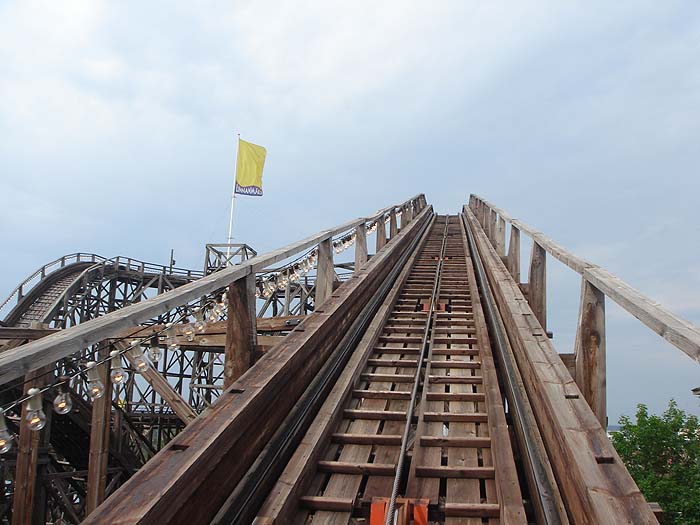 This Classic Wooden Roller Coaster is Manually Operated! Linnanmaki Finland  Vuoristorata Onride POV 