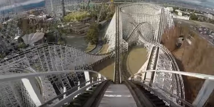 NEW Front-Seat POV Video of White Cyclone!