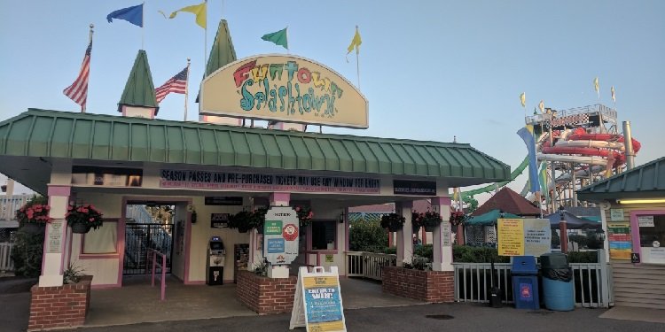Canobie Coaster's 2017 Adventures: Funtown!